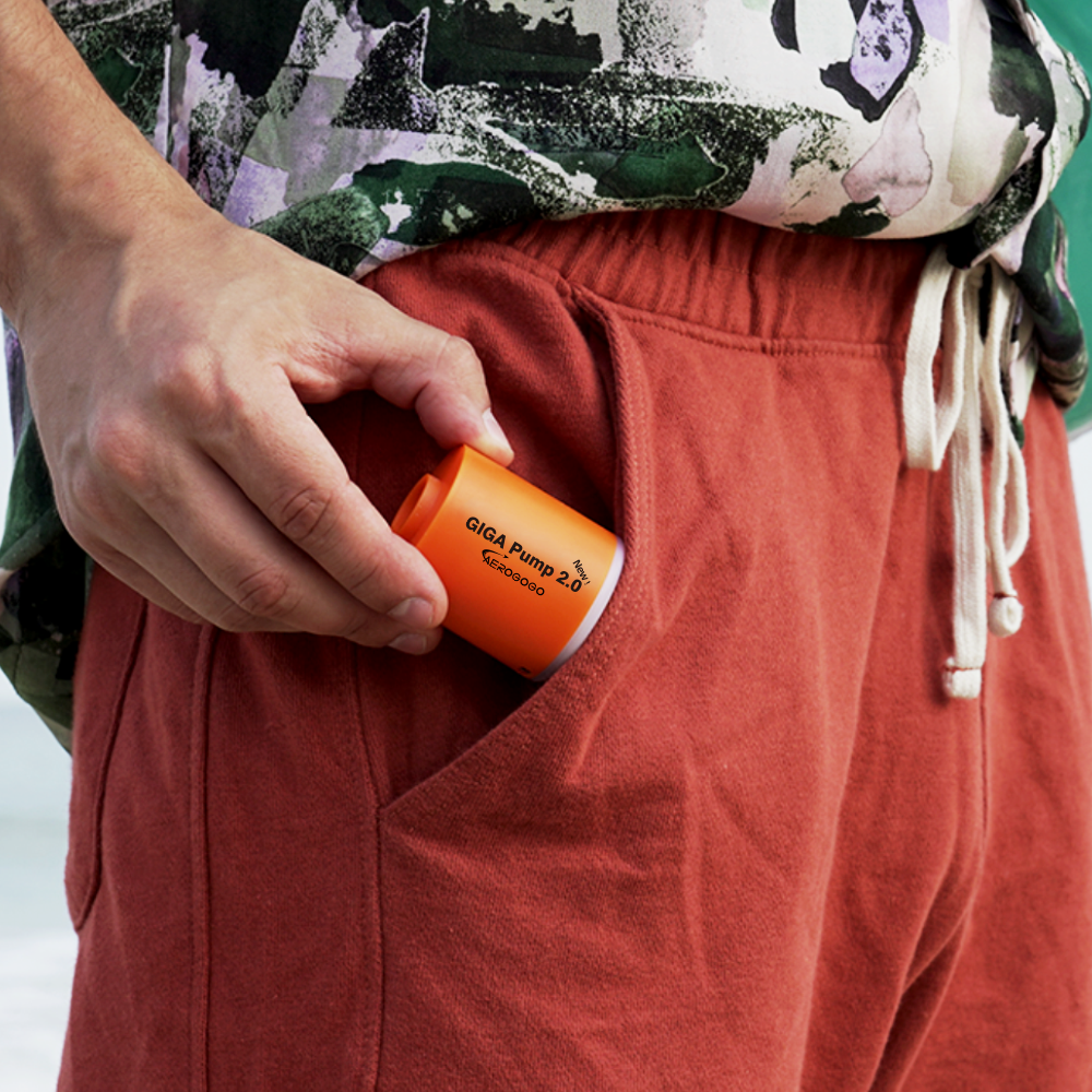 Aerogogo GIGA Pump 2.0: Ultra-Portable 3-in-1 Air Pump, Vacuum Pump, and Lantern