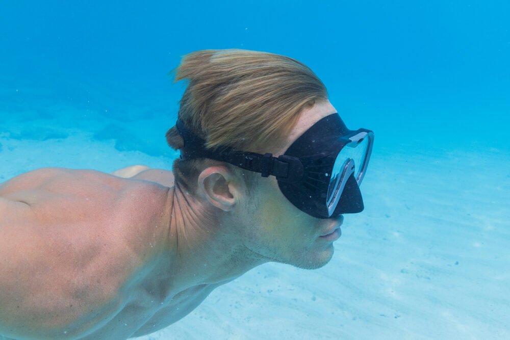 Bestway Crusader Pro Diving Mask - Tempered Glass, Model 22074