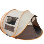 Quick-opening 6 person tent interior