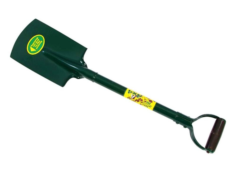 Front Runner Spade/Shovel with Axe Edge (REQU049)