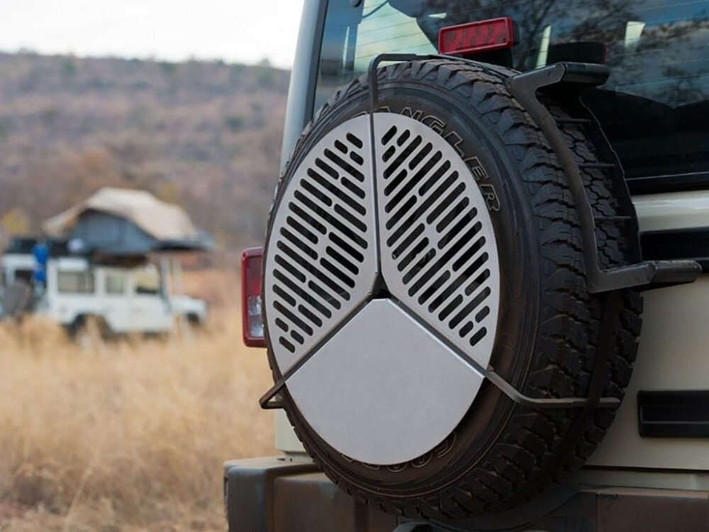 Front Runner Spare Tire Mount Braai/BBQ Grate (VACC023)